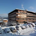 Sonnenalp 公寓 *